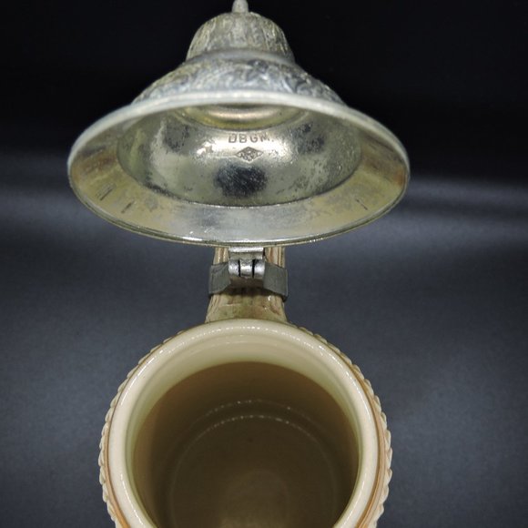 Vintage DBGM Beer Stein Mapsa Music Box - Trink Bruderlein - Picture 9 of 12